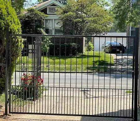Apartment Exquisite Rogers Park 1 Bedroom, 1 Bath Near Evanston *