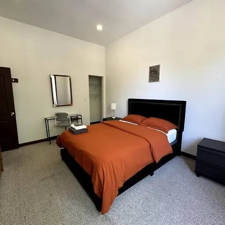 Large Single Family 7 Bedrooms Holiday home