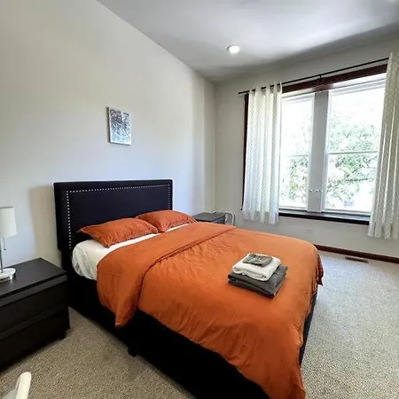 Large Single Family 7 Bedrooms Holiday home *