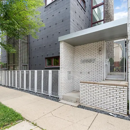 5br 5ba Architectural Estate-theatre Gym Rooftop *
