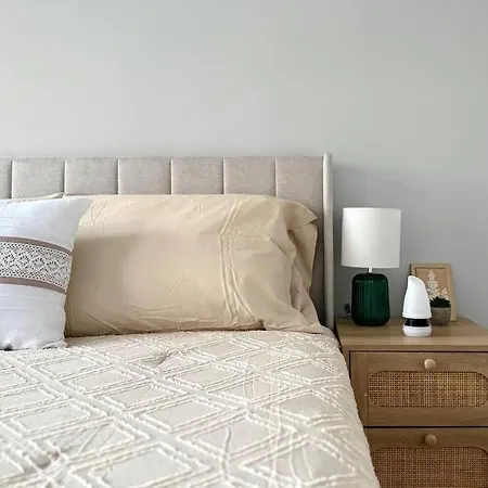 Apartment 1br Retreat Cozy & Inviting Near Loyola Chicago