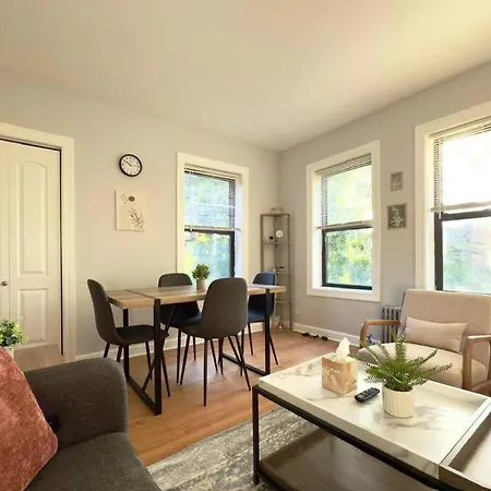 1br Retreat Cozy & Inviting Near Loyola Chicago