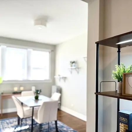 Apartment Vibrant 1br Explore Chicago's Hidden Gems Chicago