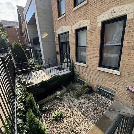2-bedroom Unit In Wicker Park With 1 Garage Parking Chicago
