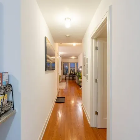 3br Prime Hyde Park Location Near Uchicago And Dining