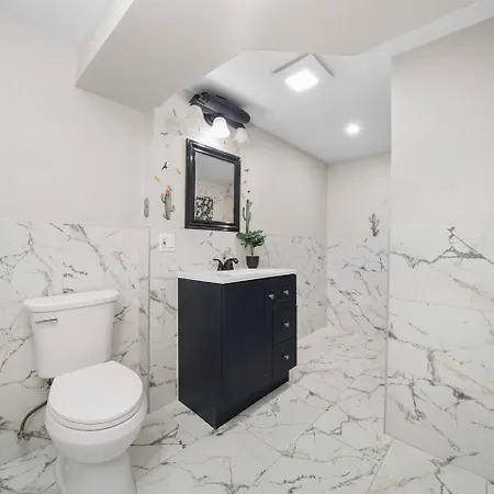 Gorgeous 5 Bedroom Gem With Games Holiday home
