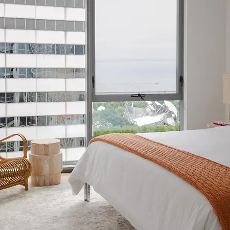 Premier Penthouses And With Captivating Views Of Millennium Park * Chicago