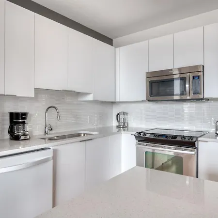 River North 1br W Gym Pool Roof Nr Riverwalk Chi-834 * Chicago