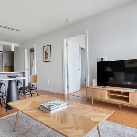 Apartment River North 1br W Gym Pool Roof Nr Riverwalk Chi-834 *