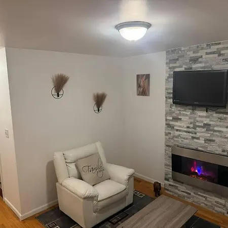 Holiday home Cozy 4bd House Fireplace And Pond *