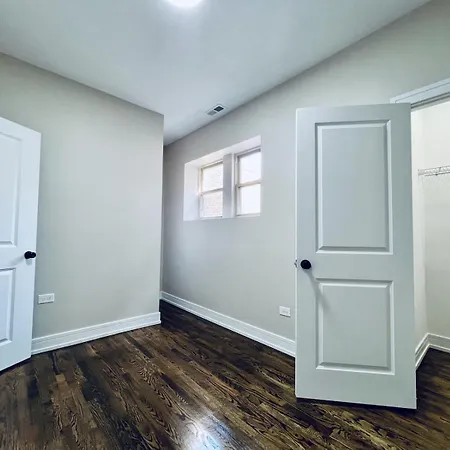 Harmony Near The Lake In Stylish 3 Bed 2 Bath Apartment Chicago