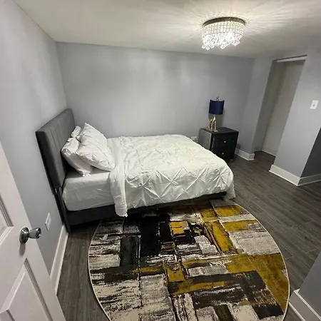 Hamaline Luxury * Chicago