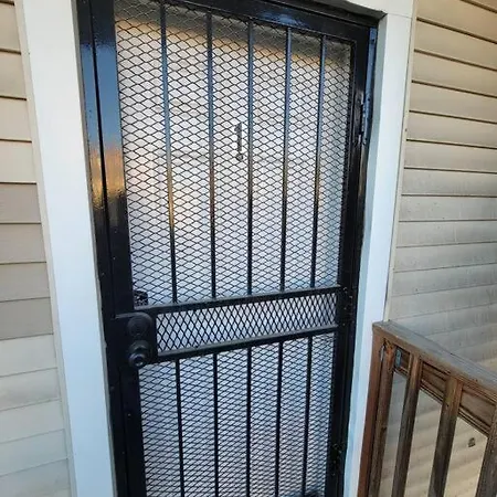Charming 3bd 2bth Apartment--private Apartment