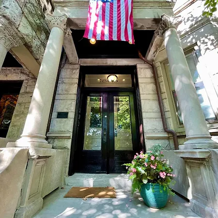 Apartment 2f Chicago's Little Italy Near West Loop & Downtown *
