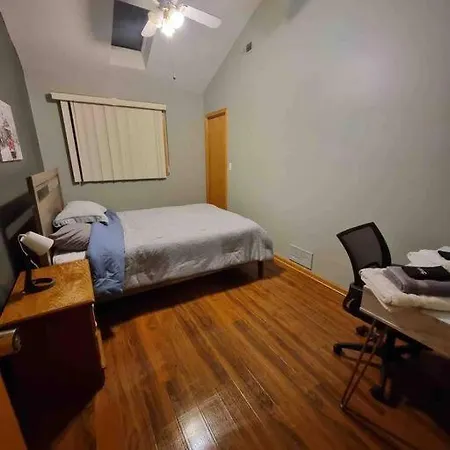 Apartment 3br 2ba Apt Uic Rush Medical Private Parking *