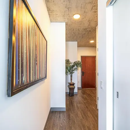 Freshly Minted 2br - Elegance & Comfort In