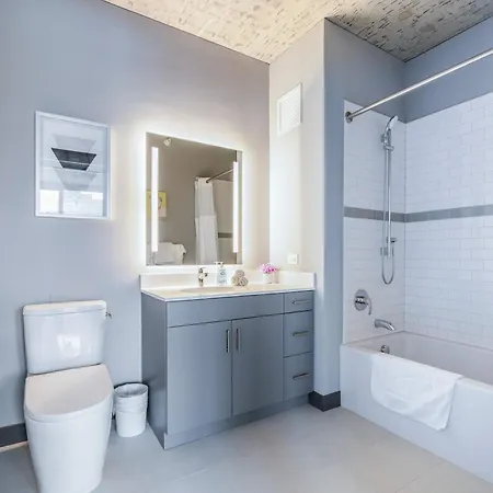 Freshly Minted 2br - Elegance & Comfort In * Chicago