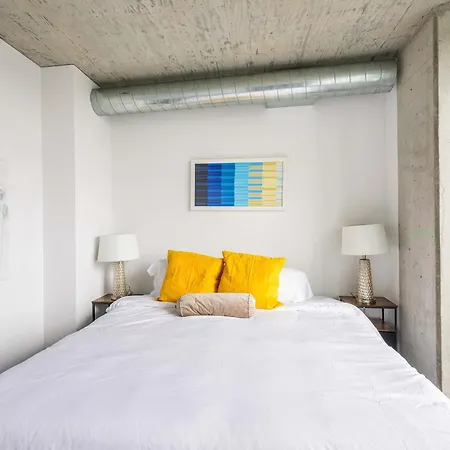 Freshly Minted 2br - Elegance & Comfort In * Chicago