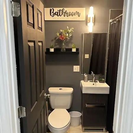 Experience Elegance At Paramount