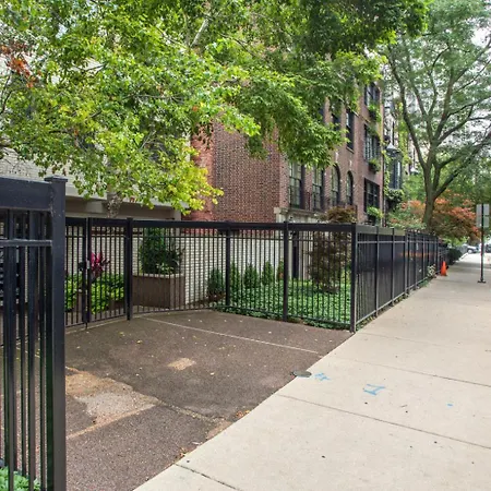 Gold Coast 1br Nr Mariano Park Oak St Chi-286 Apartment