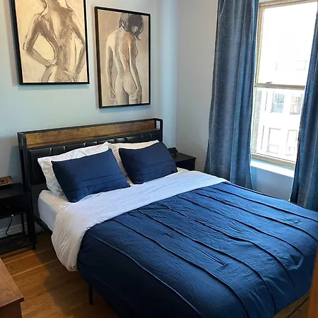 Blue In Dorothy's Bnb Bed & Breakfast