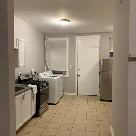 Entire With Private Balcony Apartment *