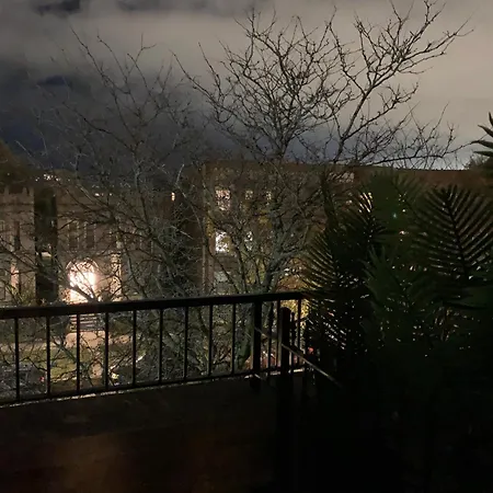 Entire With Private Balcony *
