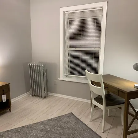 Entire With Private Balcony *