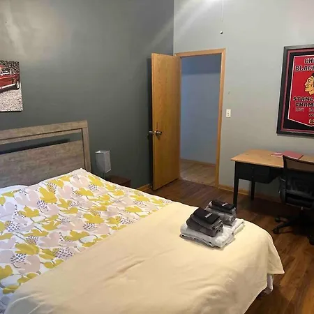 3br 2ba Near Rush Hospital *