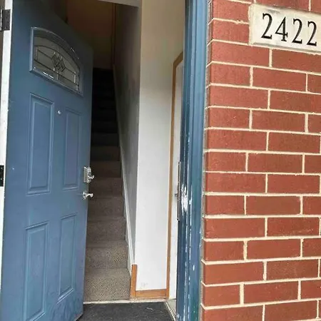 Apartment 3br 2ba Near Rush Hospital