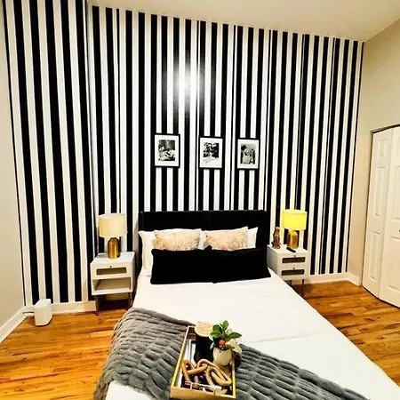 Apartment Chic Safari Haven - 2 Bd\2 Ba - Sleeps 8 *