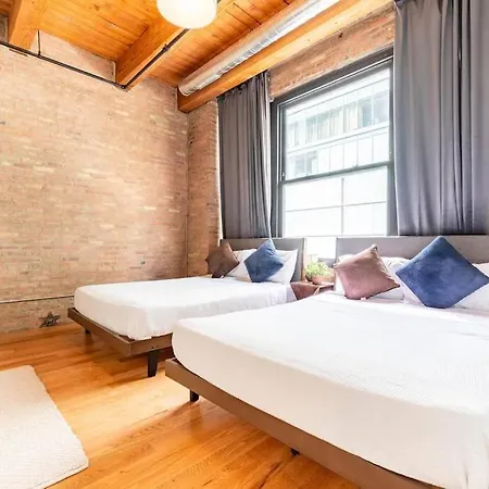 201loft Downtown Spacious Loft Sleeps 10 * Chicago