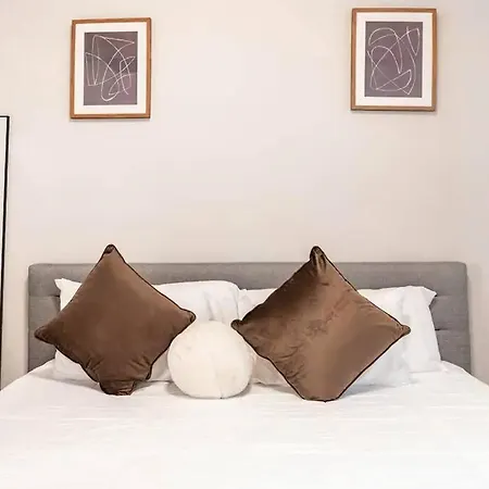 201loft Downtown Spacious Loft Sleeps 10 *