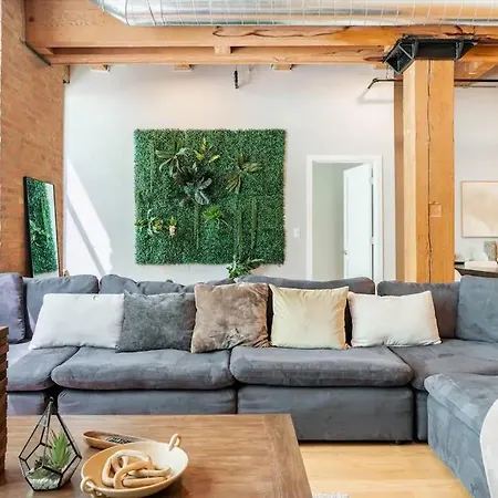 201loft Downtown Spacious Loft Sleeps 10 Apartment *