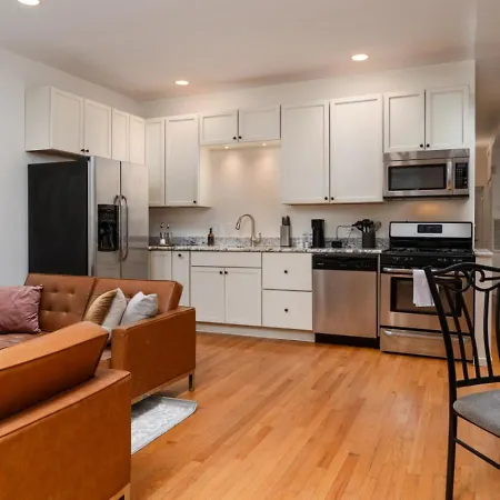 Wicker Park 2Br Apt Near Milwaukee Ave Apartment Chicago