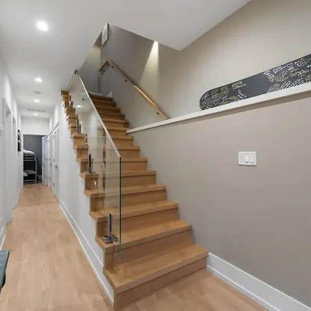 Stunning 5br In Heart Of With 2 Rooftops Holiday home *