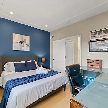 Stunning 5br In Heart Of With 2 Rooftops