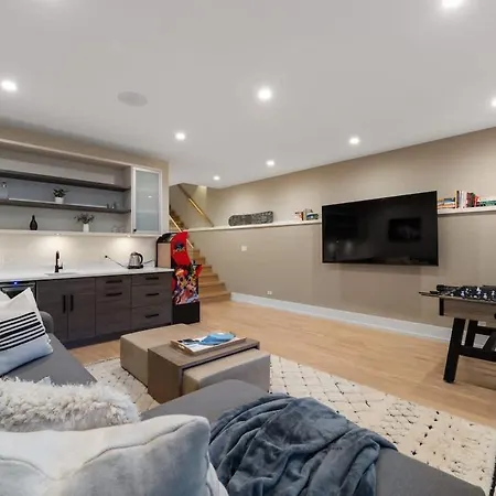 Holiday home Stunning 5br In Heart Of With 2 Rooftops Chicago