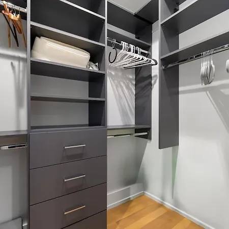 Stunning 5br In Heart Of With 2 Rooftops Holiday home Chicago