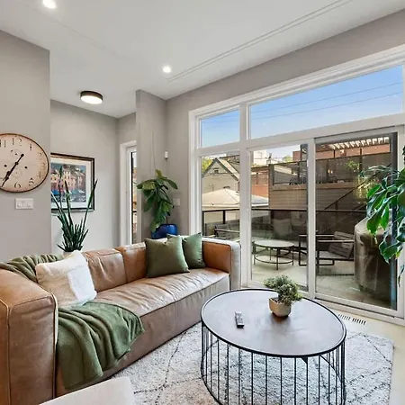Stunning 5br In Heart Of With 2 Rooftops