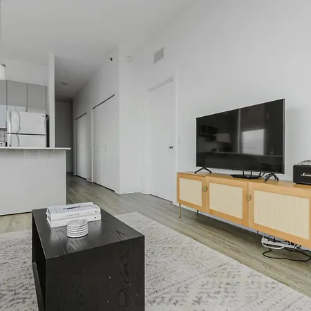 W Loop 2br W Gym Pool In Heart Of Greektown Chi-540 *