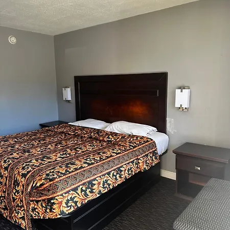 Apache Hotel