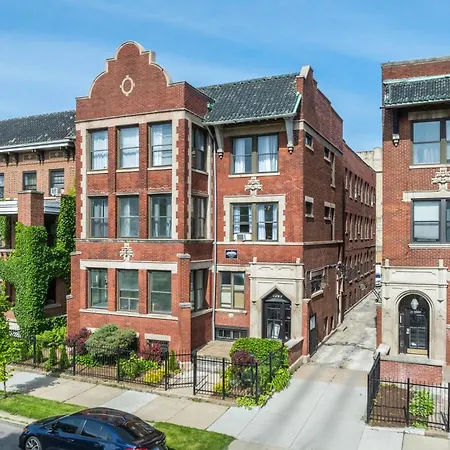 Drexel Apartments, Downtown Hyde Park * Chicago