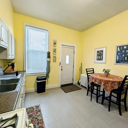 The Avondale Holiday home Chicago