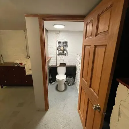 Charming Pullman Retreat & Modern Comfort Awaits Apartment Chicago