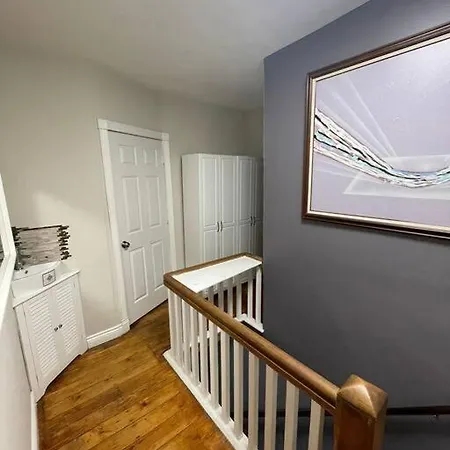 Charming Pullman Retreat & Modern Comfort Awaits Apartment Chicago