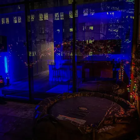 Nvcll Hotel