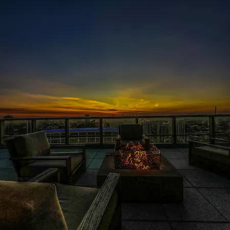 Nvcll Hotel Chicago
