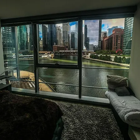 Hotel Nvcll Chicago