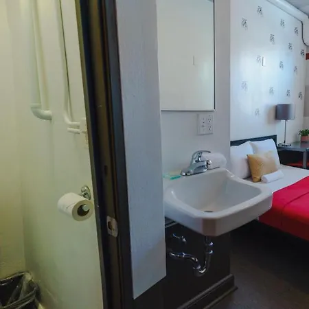 Getaway Hostel